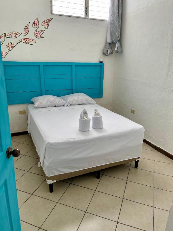 Hostal Inn 2 Флорес Екстер'єр фото